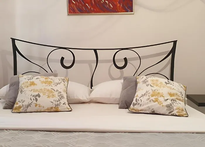 Old Town & Free Parking - Sweet Studio Apartment Dado With Balcony