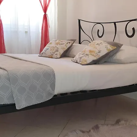 Old Town & Free Parking - Sweet Studio Apartment Dado With Balcony Split Exterior photo